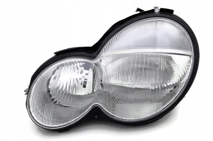 Demontaż reflektora Mercedes W203