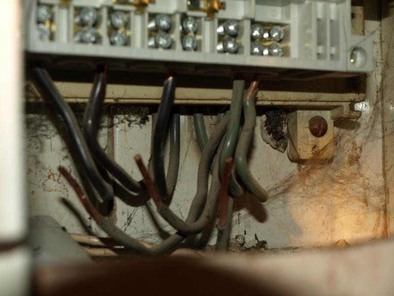 Objawy rozładowywania akumulatora