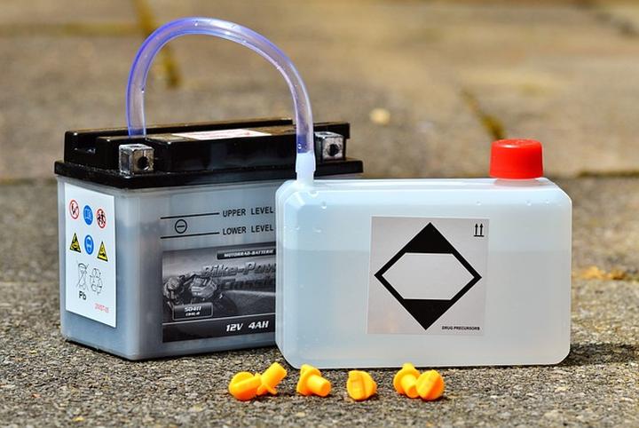 Skuteczne metody na ocieplenie akumulatora w zimie