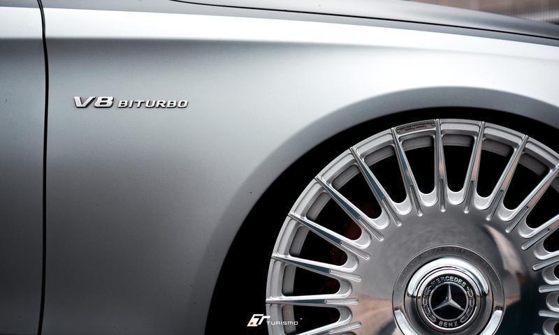 Felgi do czarnego samochodu