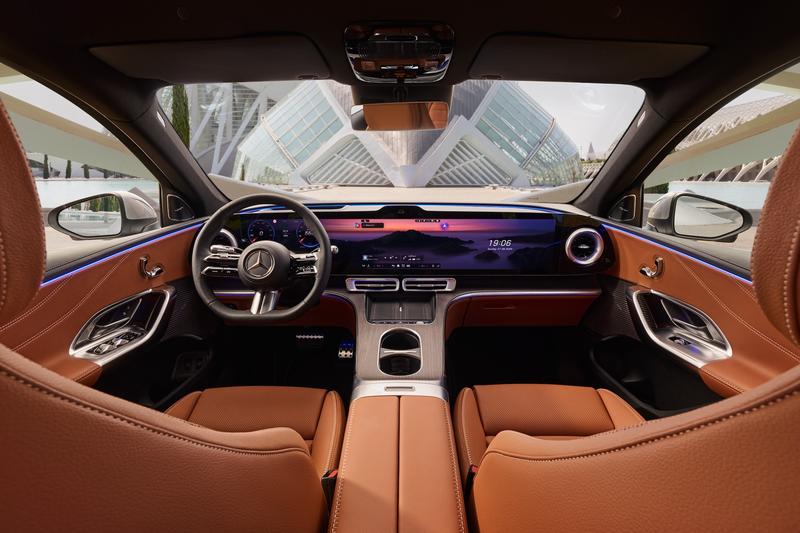 Nowy Mercedes GLC 2026 – Co wiemy o premierze i premierowych technologiach?