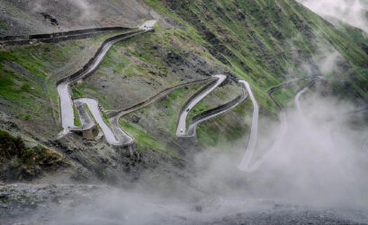 Przygotowanie samochodu do długiej podróży