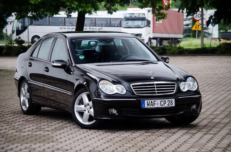 Filtr powietrza Mercedes W203