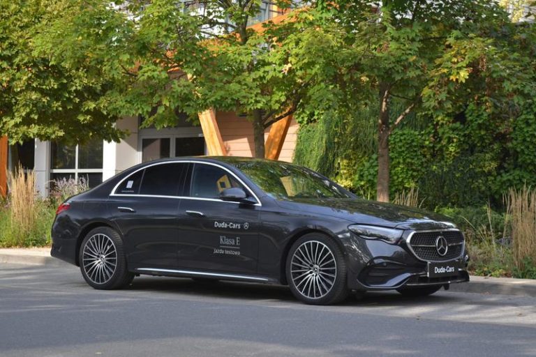 Co kryje się za serwisem e mercedes w211? Odkrywamy znaczenie i istotę!