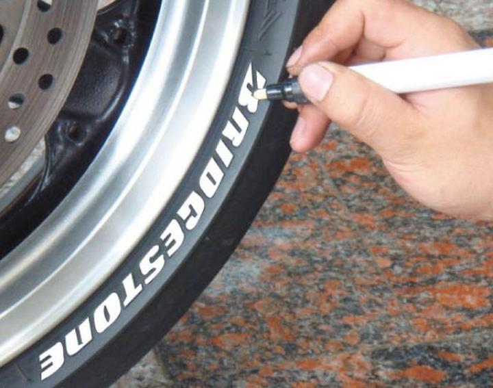 Jak wybrać idealny marker do opon, aby trwałość i styl szły w parze?