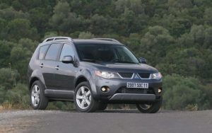 Jakie są realne osiągi paliwowe Mitsubishi Outlander 2.0?