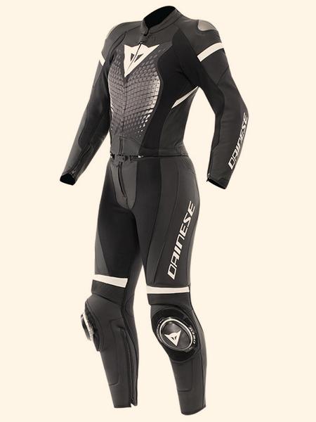 Czyszczenie kombinezonu motocyklowego