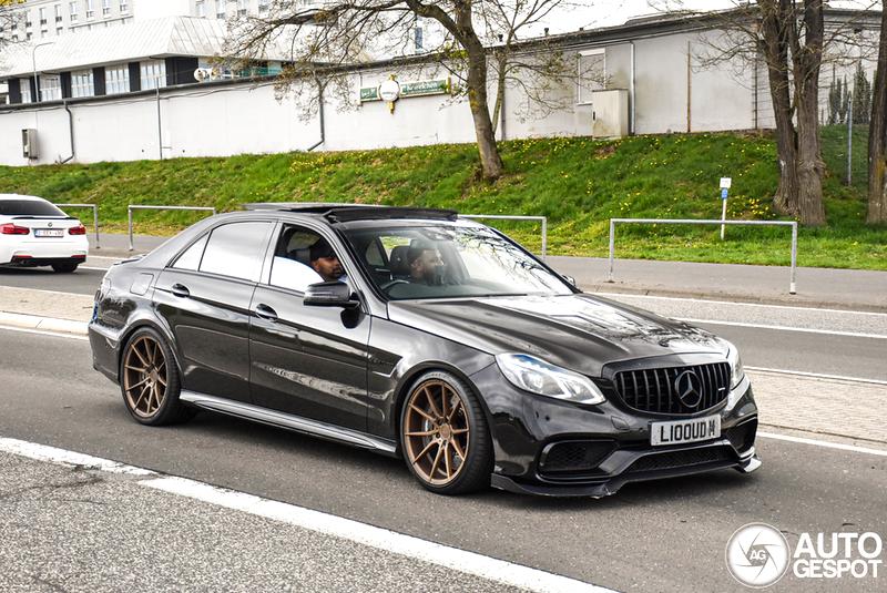 Szukanie kodu lakieru