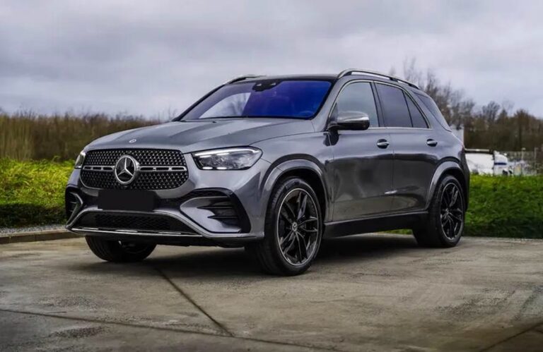 BMW czy Mercedes? Oto, co mówi forum miłośników motoryzacji