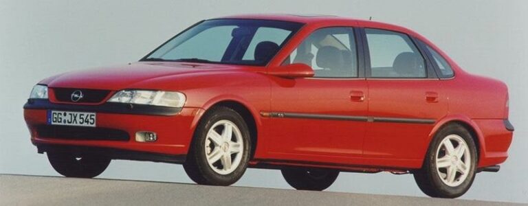 Jak skutecznie odpowietrzyć sprzęgło w Oplu Vectra B?