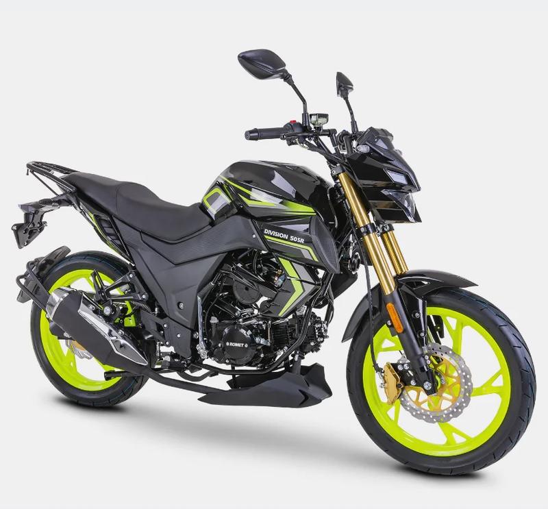 Jaką kategorię wybrać dla motoroweru? Przewodnik po przepisach i wymaganiach