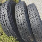 Jakie opony do żuka wybrać, aby poprawić komfort jazdy?