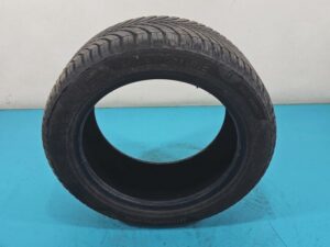 Jakie opony idealnie pasują do audi A4 B8 z felgami 19 cali?