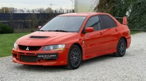 Gdzie znajduje się filtr paliwa w Mitsubishi Lancer? Oto przewodnik krok po kroku