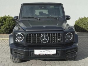 Jak prezentuje się Mercedes G Klasa na tle innych luksusowych suv-ów?