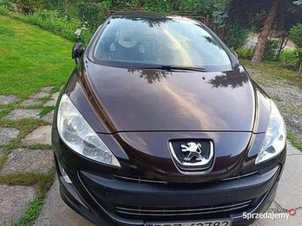 Jaki olej wybrać do Peugeot 308 1.6 benzyna, aby zadbać o silnik?