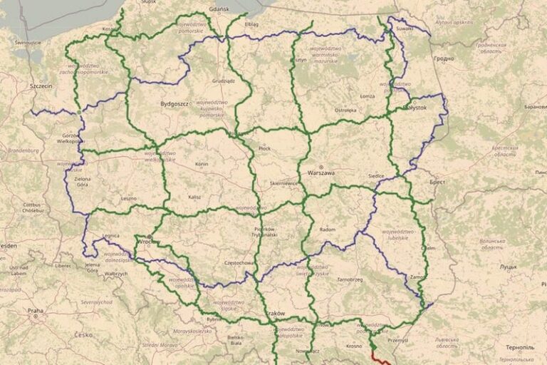 Odkryj piękne trasy: gdzie warto pojechać motocyklem w Polsce?